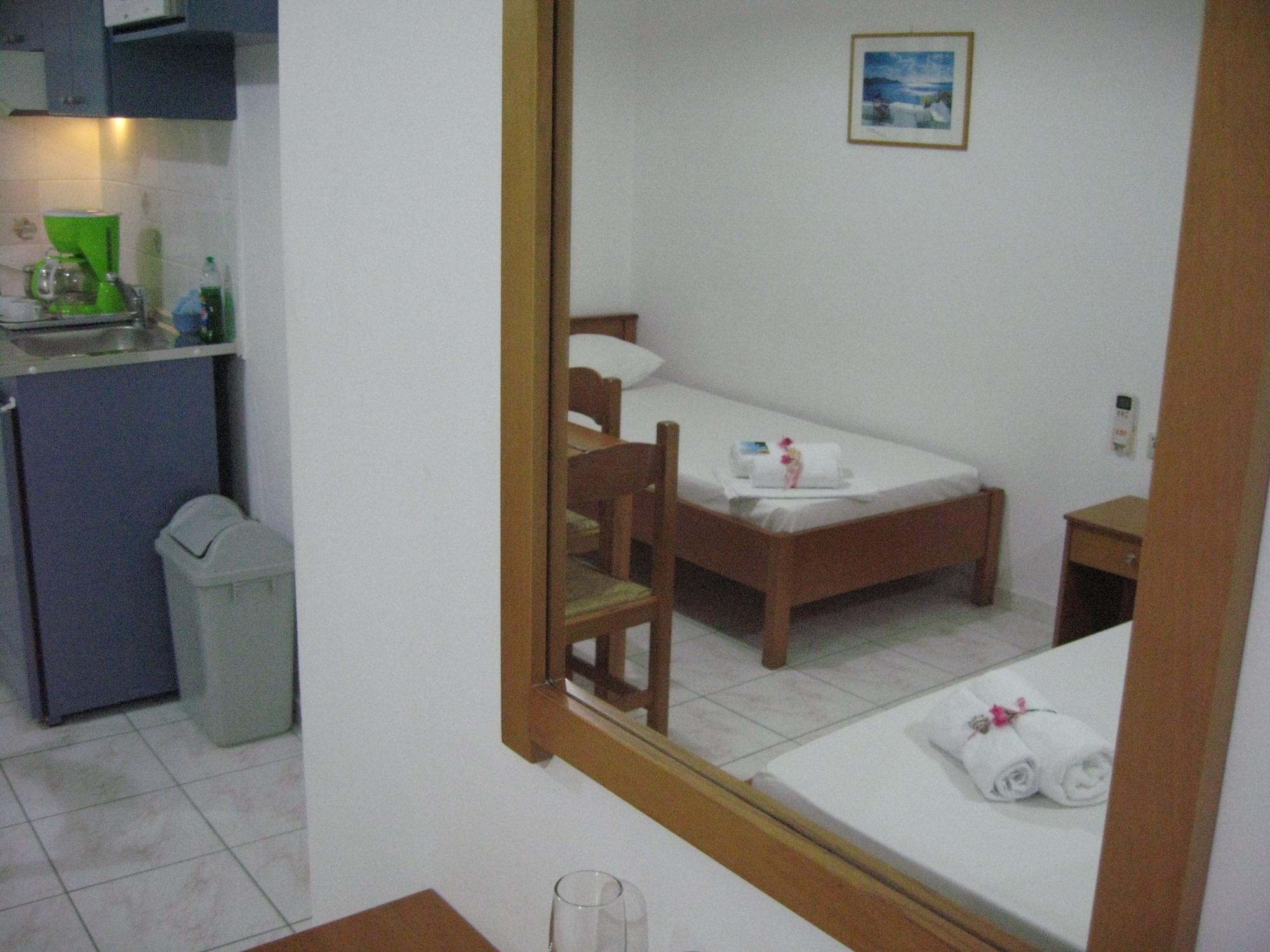 Despina Studios Agia Marina Exteriér fotografie